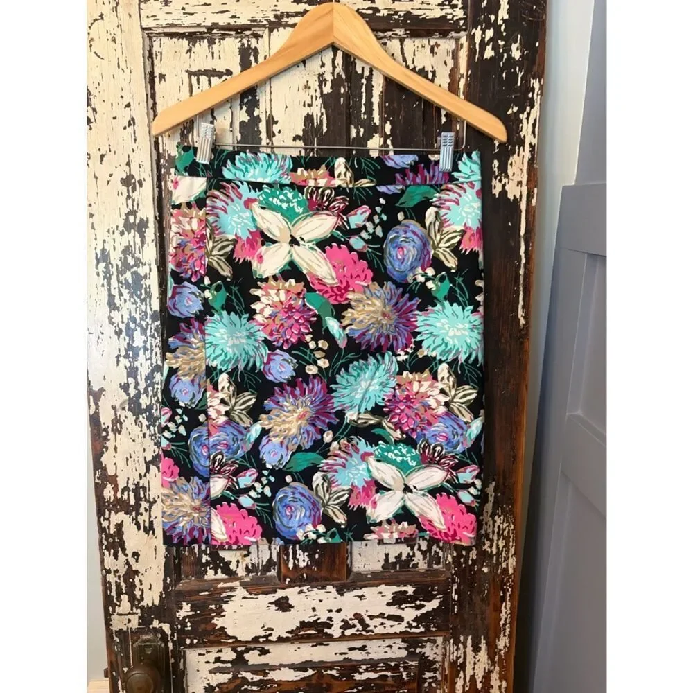 J. Crew Floral Print Pencil Skirt - Black with Turquoise & Pink size 4